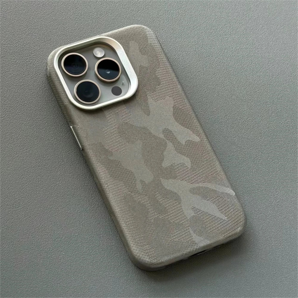 Case iPhone Camouflage Leather MagSafe